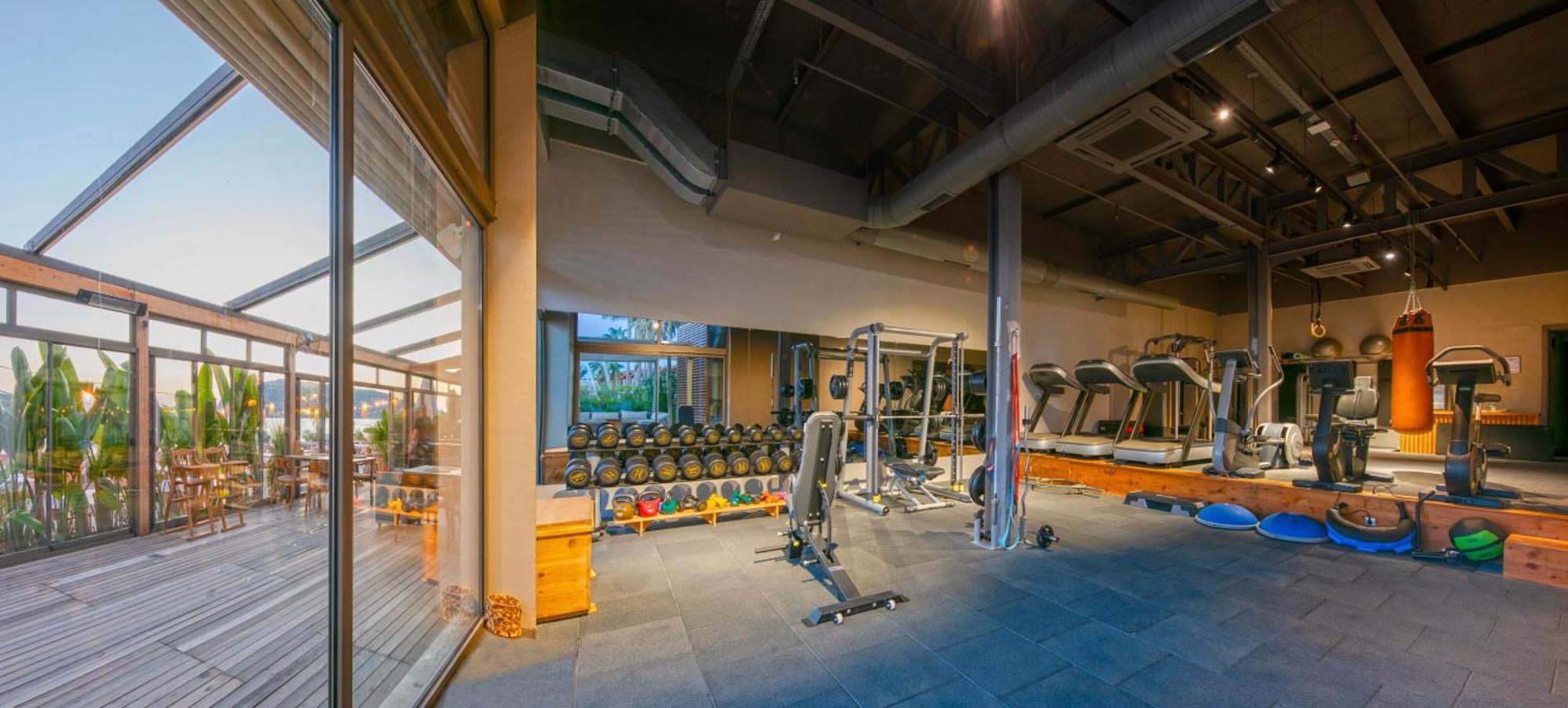 Day One Beach Resort & Spa - Adult Only Alanya Exterior foto The gym at the hotel