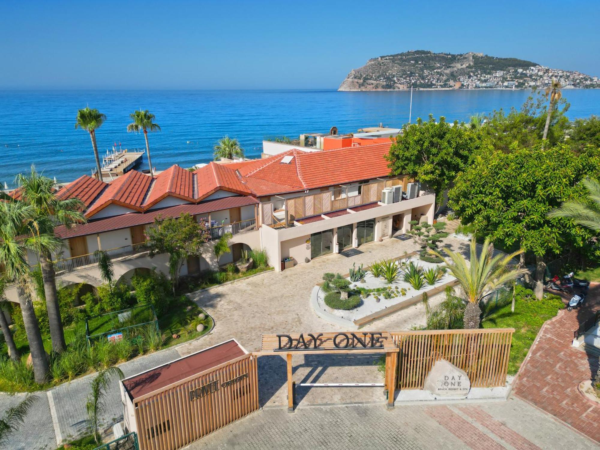 Day One Beach Resort & Spa - Adult Only Alanya Exterior foto Dry-Onne